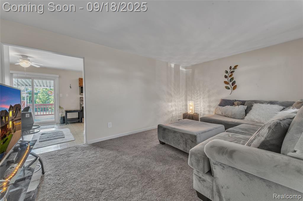 43629 Vivian Drive, Sterling Heights, MI 48313 — Photo 10