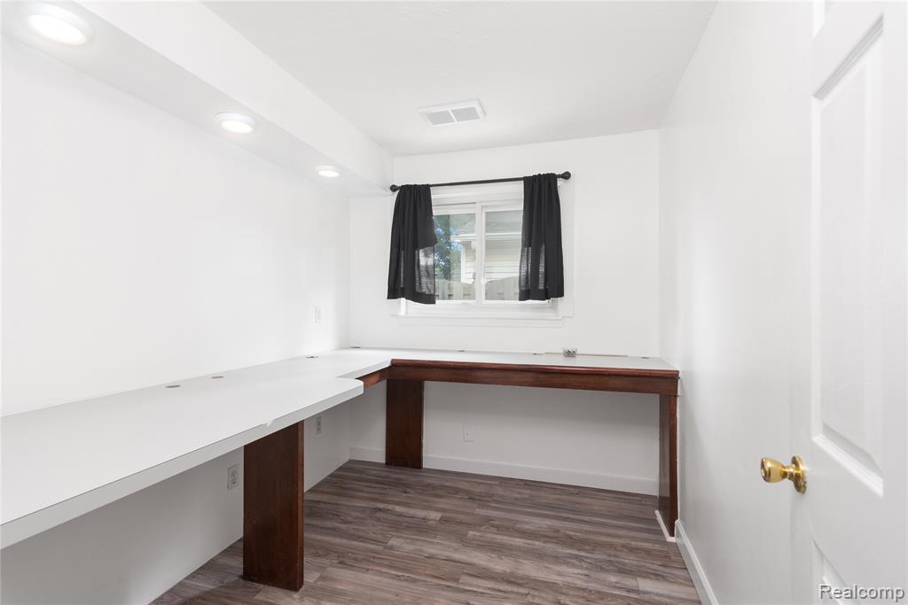 6140 Harold Street, Taylor, MI 48180 — Photo 16