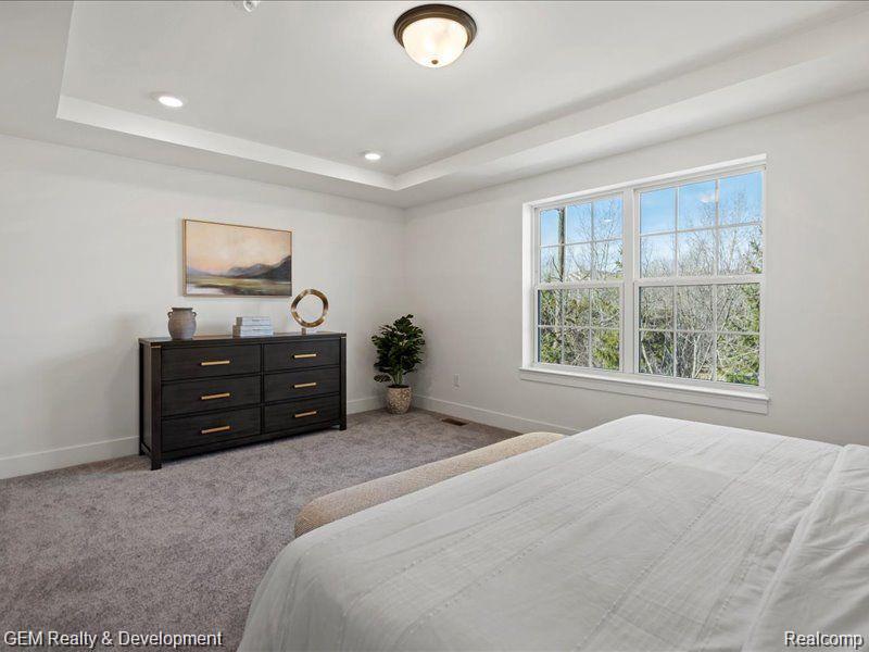 506 Village Lane, Milford, MI 48381 — Photo 10
