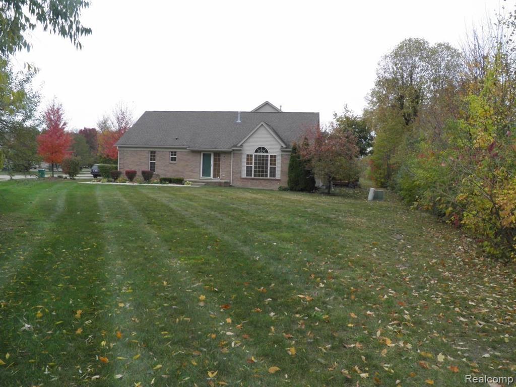 42660 Samantha Avenue, Belleville, MI 48111 — Photo 3