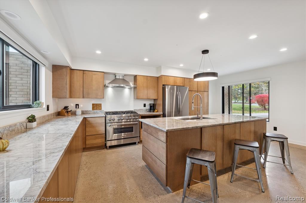 18275 Edenderry Street, Northville, MI 48168 — Photo 12