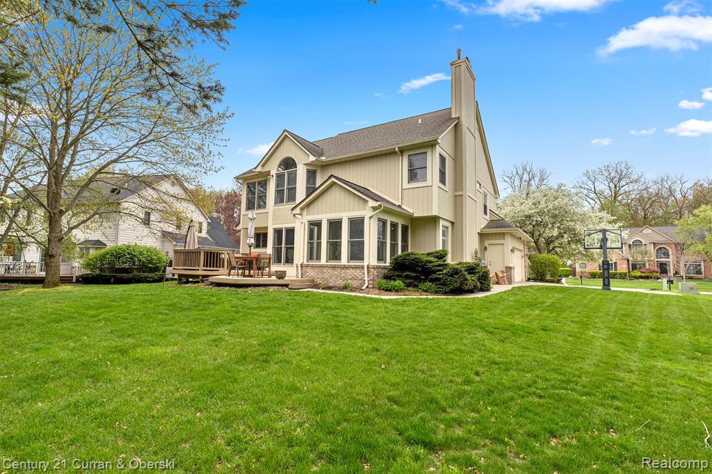 1424 Woodbridge Lane, Wixom, MI 48393 — Photo 66