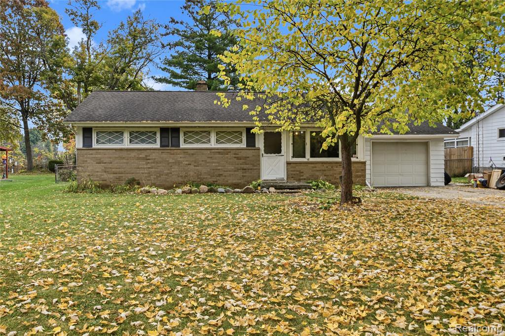 3405 Hammerberg Road, Flint, MI 48507