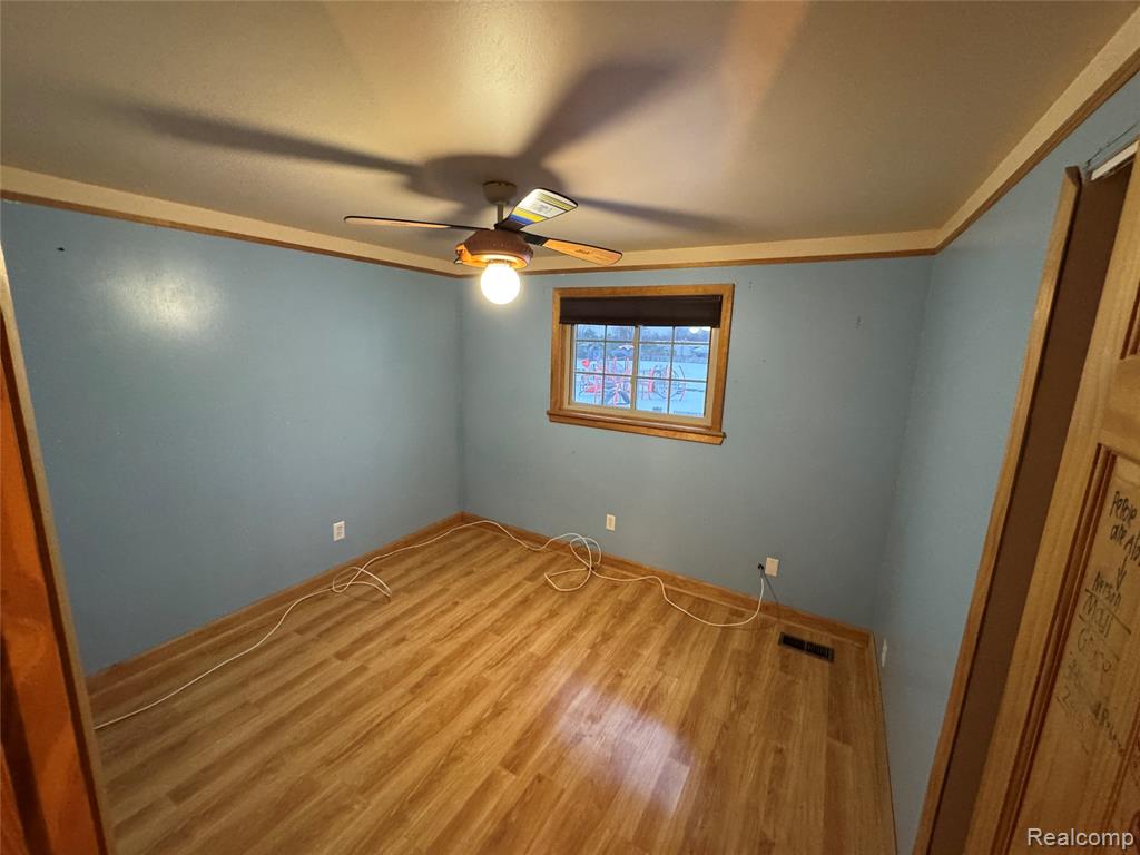 4411 Bloomfield Drive, Sterling Heights, MI 48310 — Photo 13