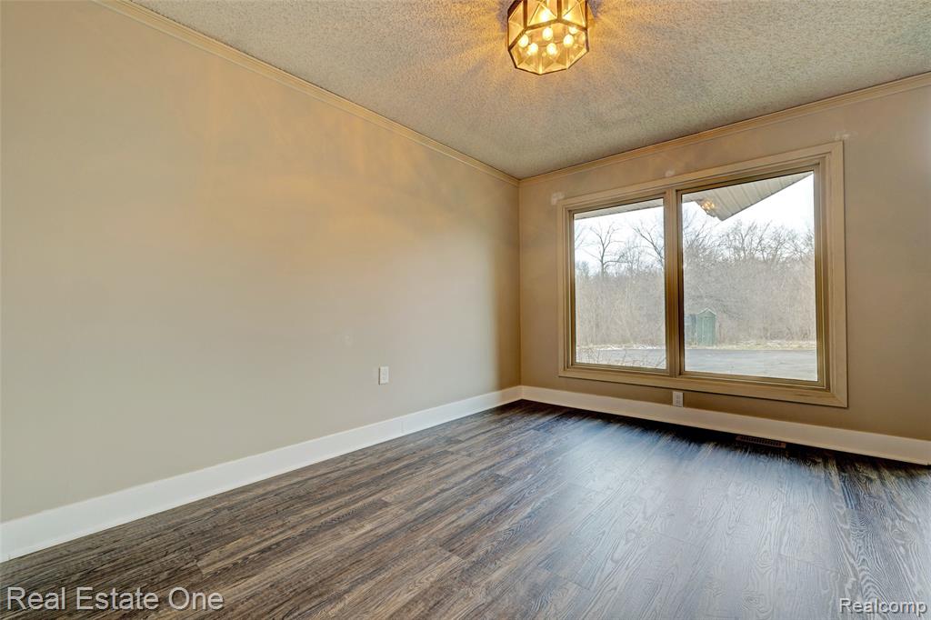 5307 Metamora Road, Metamora, MI 48455 — Photo 12