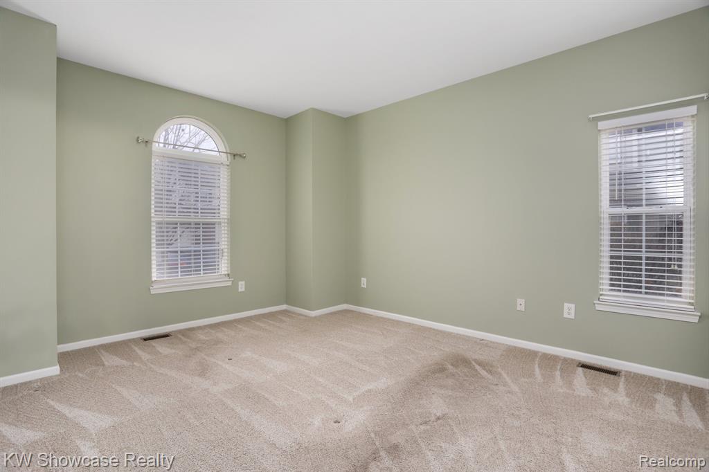 43104 PROVIDENCE Lane, Canton, MI 48188 — Photo 10