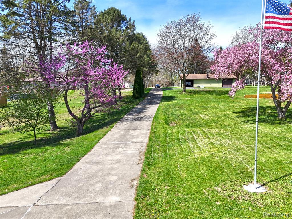 11575 Us Highway 31, Berrien Springs, MI 49103 — Photo 30