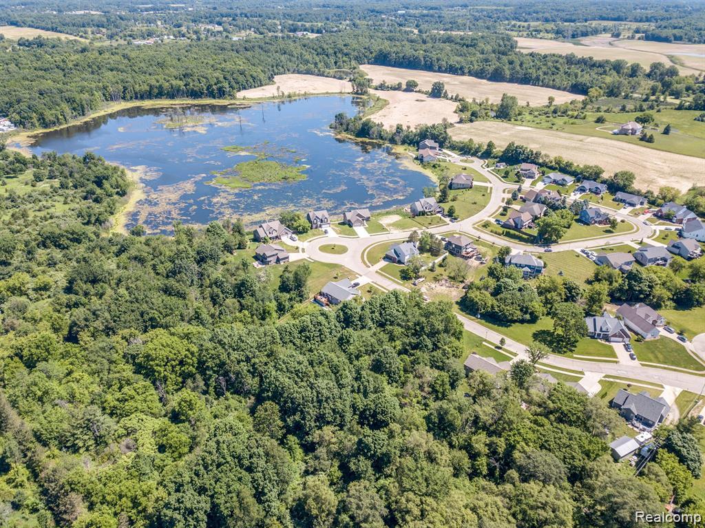 7480 Fairview Drive, Goodrich Vlg, MI — Photo 12
