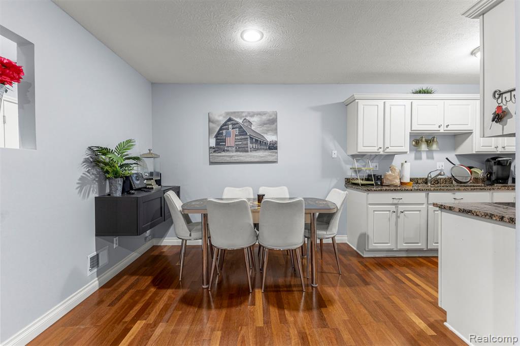705 Randolph Street, Northville, MI 48167 — Photo 10