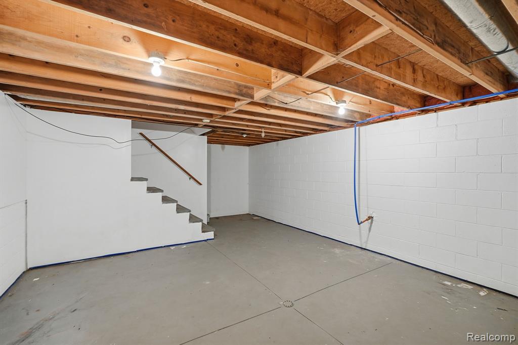 5436 N Lakeshore Road, Deckerville, MI 48427 — Photo 32