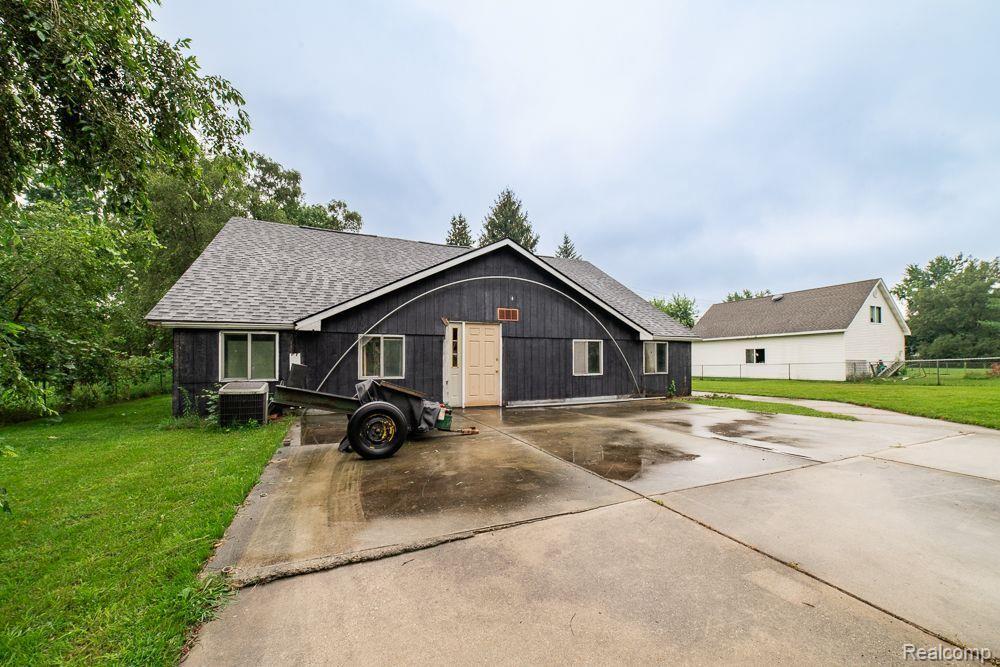 5266 OAK PARK Drive, Clarkston, MI — Photo 72