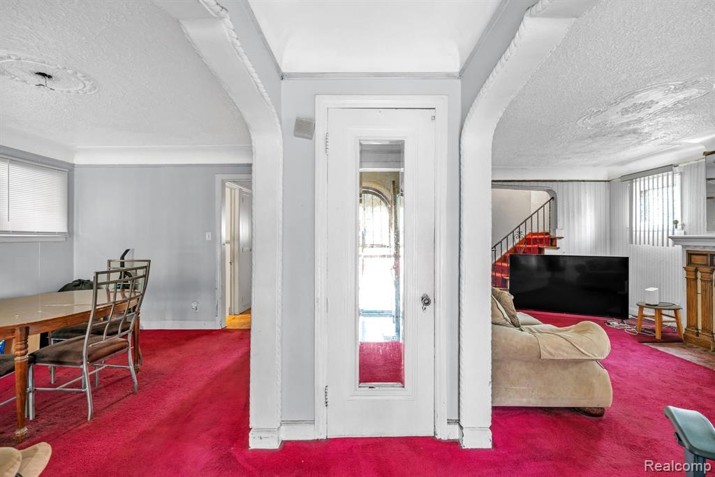 5059 LAKEVIEW Street, Detroit, MI 48213 — Photo 6