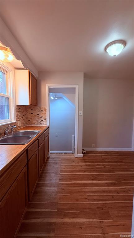 8875 Manor Street, Detroit, MI 48204 — Photo 9