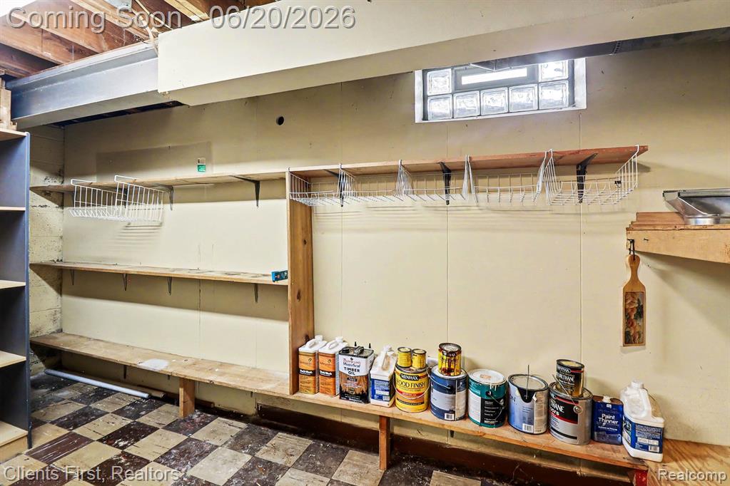 8260 Arnold Street, Dearborn Heights, MI 48127 — Photo 26
