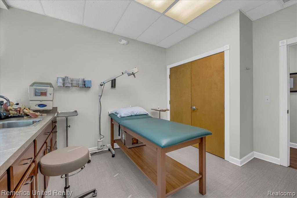 1050 Corporate Office Drive, Milford, MI 48381 — Photo 16