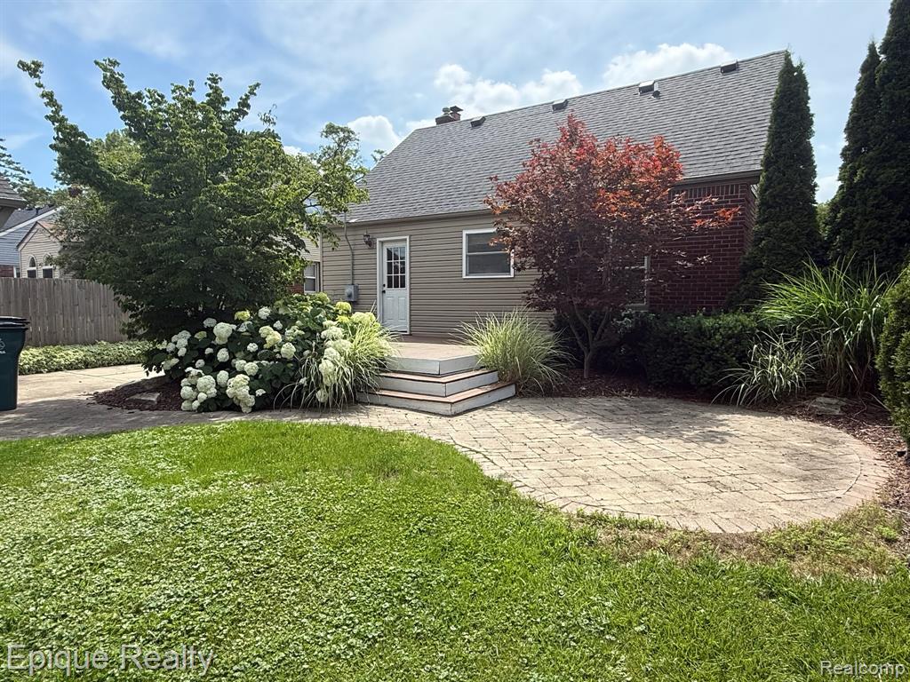 1846 Oakshire Avenue, Berkley, MI 48072 — Photo 16