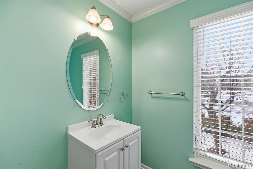7167 Colchester Lane, Ypsilanti, MI 48197 — Photo 21