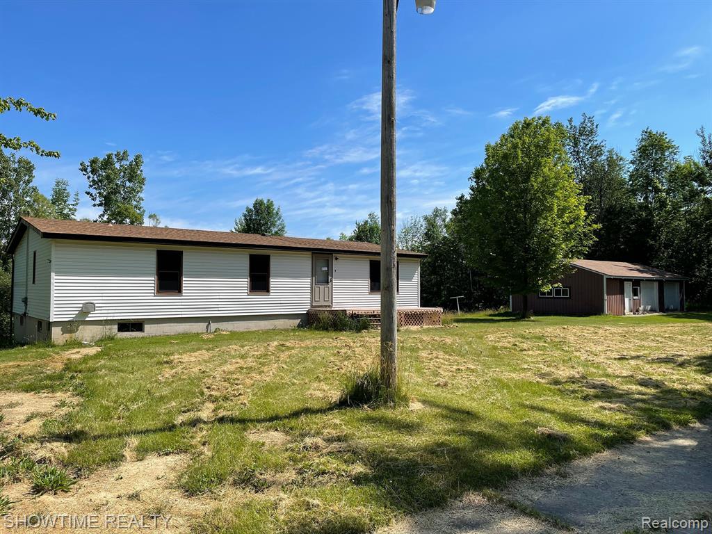 5957 LYONS Road, Imlay City, MI 48444 — Photo 2