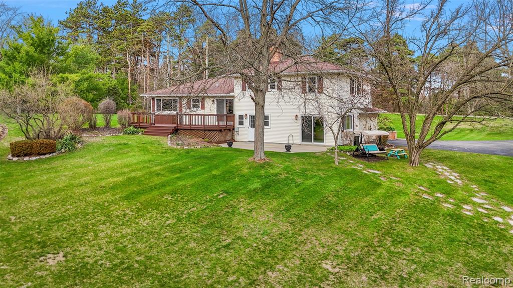 125 Cayuga Road, Lake Orion, MI 48362 — Photo 14