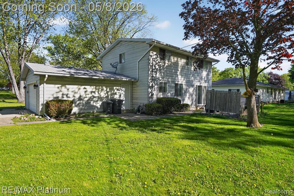 1254 Heathercrest Drive, Flint, MI 48532 — Photo 73