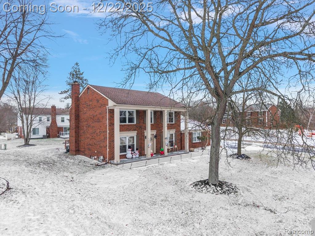 4250 Greenstown Drive, West Bloomfield, MI 48323 — Photo 3