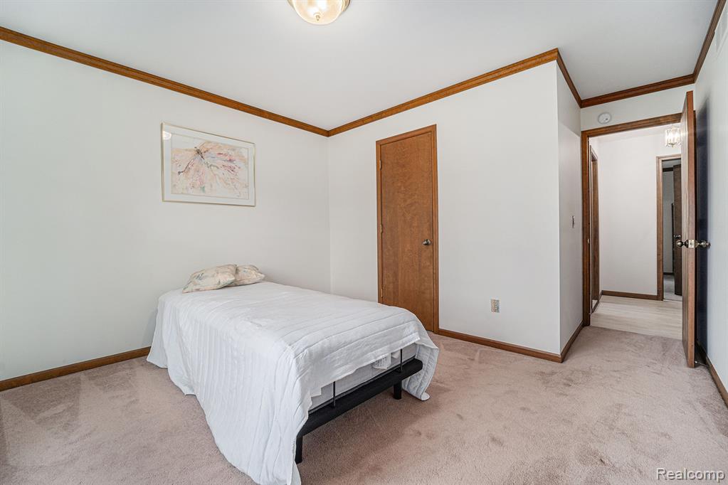 48796 Palmyra Drive, Shelby Twp, MI 48317 — Photo 10