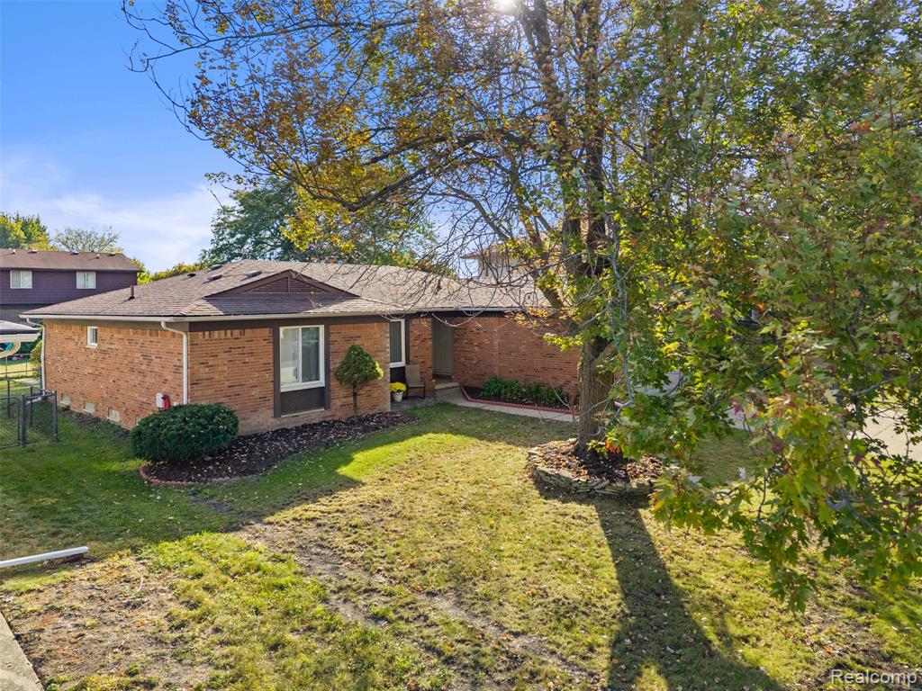 44999 N Spring Drive, Canton, MI 48187 — Photo 40