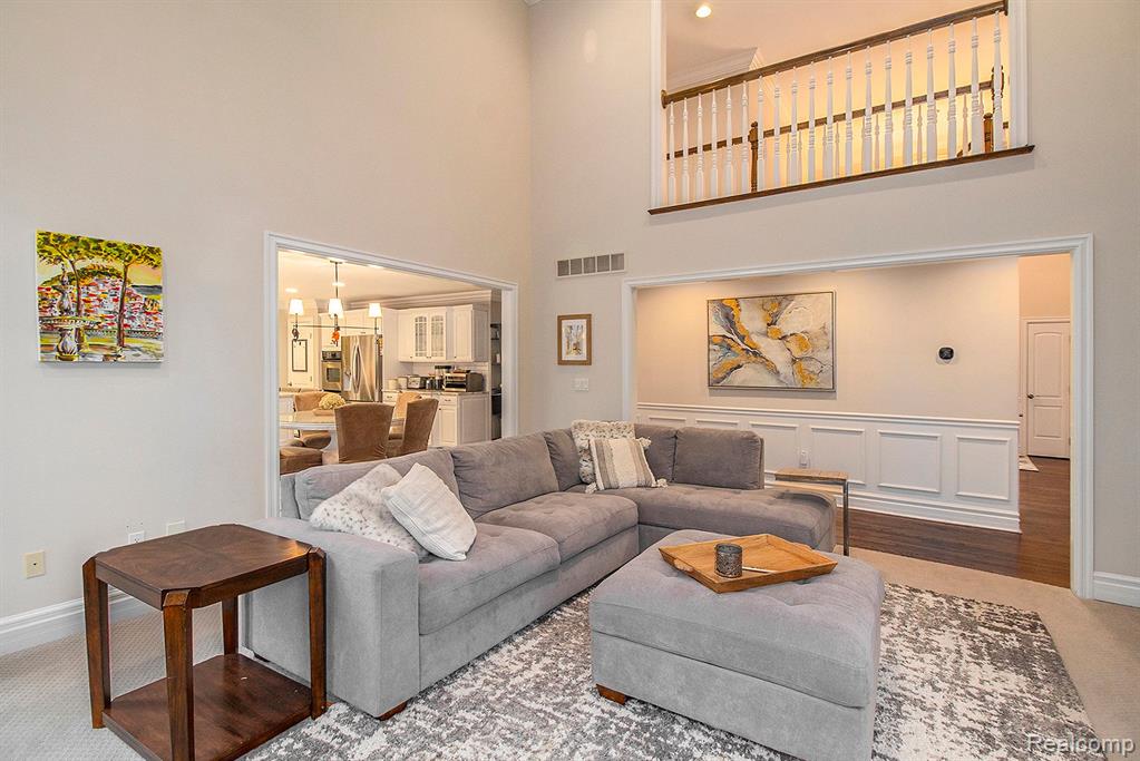 8925 Deerwood Road, Clarkston, MI 48348 — Photo 15