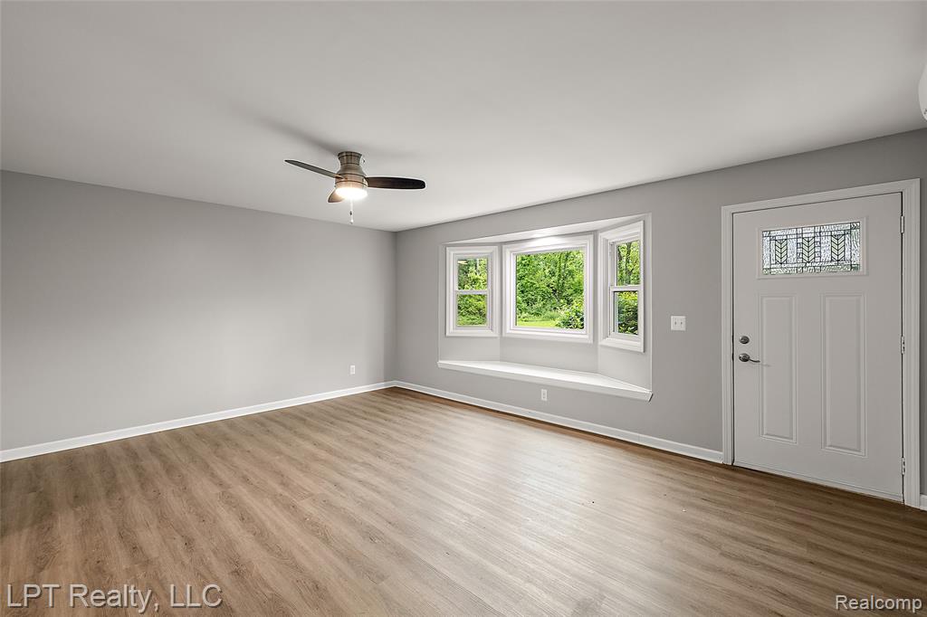 41400 Utica Road, Sterling Heights, MI 48313 — Photo 13
