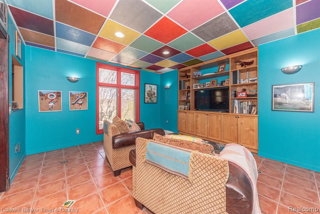 9945 ROLLING GREENS Drive, Pinckney, MI 48169 — Photo 51