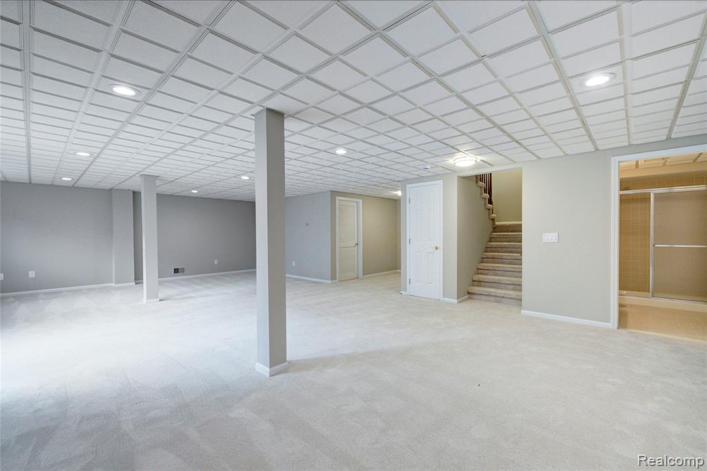 4269 Warrington Drive, Wixom, MI 48393 — Photo 32