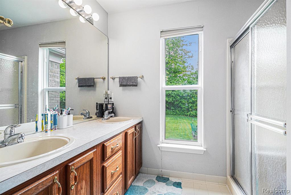 47291 FAIRLAWN Court, Canton, MI 48188 — Photo 20