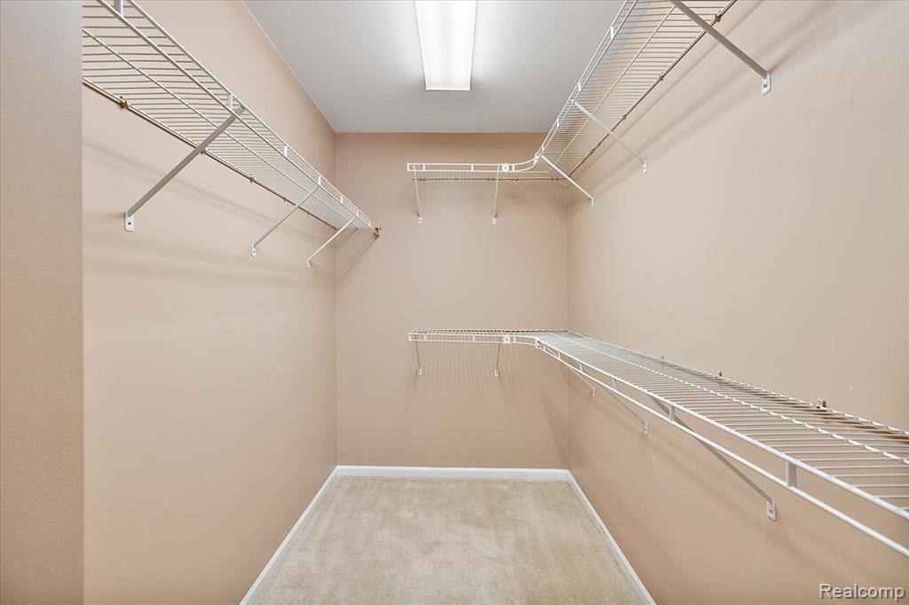 26709 Ashton Drive, Woodhaven, MI 48183 — Photo 39