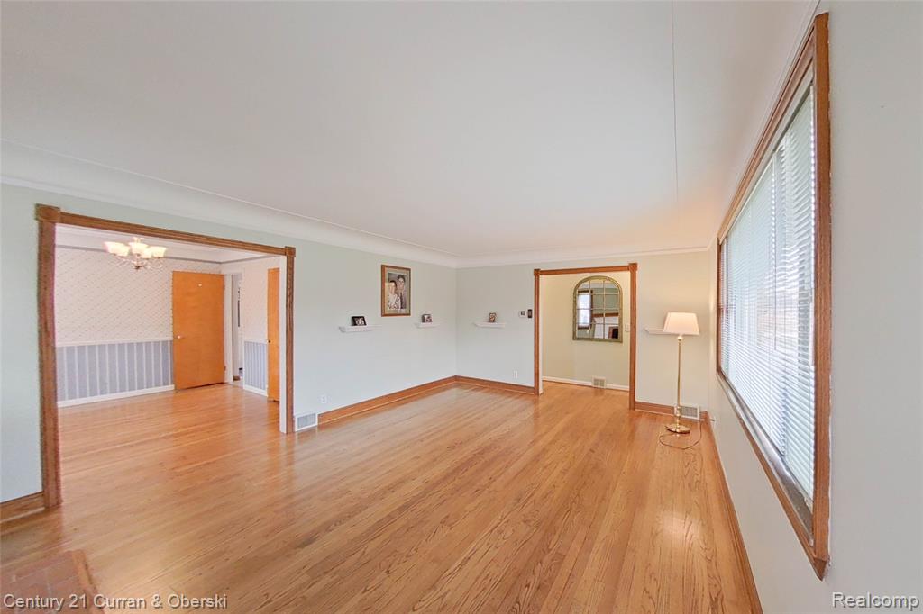 688 New Hampshire Avenue, Marysville, MI 48040 — Photo 10