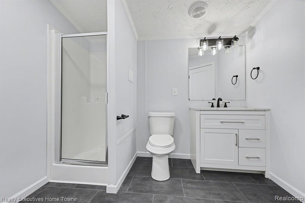 59227 Lewis Ln, New Haven, MI 48048 — Photo 14