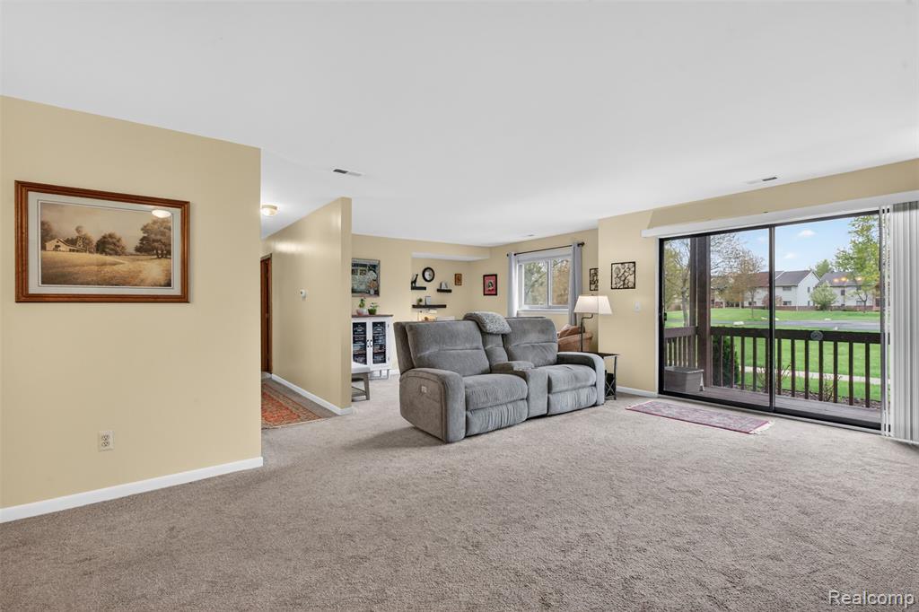 10244 Nancys Boulevard, Grosse Ile, MI 48138 — Photo 2