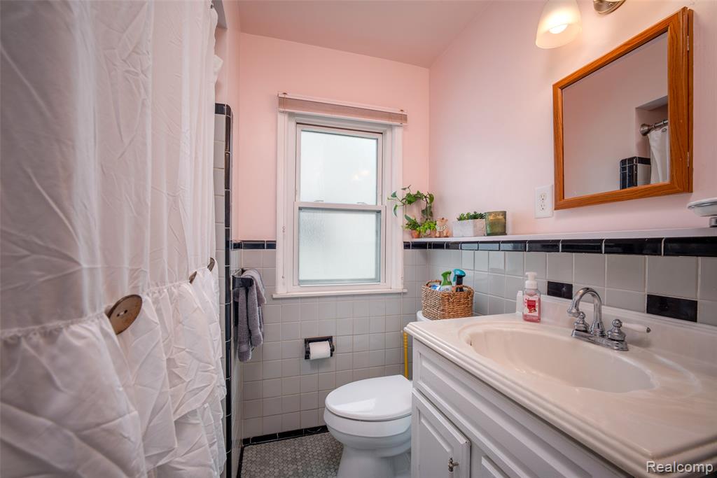 2252 Tyler Avenue, Berkley, MI 48072 — Photo 17