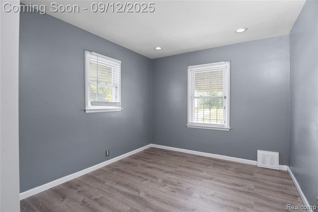 726 E Parkway Avenue, Flint, MI 48505 — Photo 10