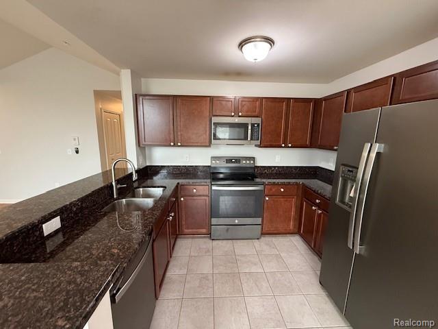 51856 E Pointe Lane, Chesterfield, MI — Photo 10