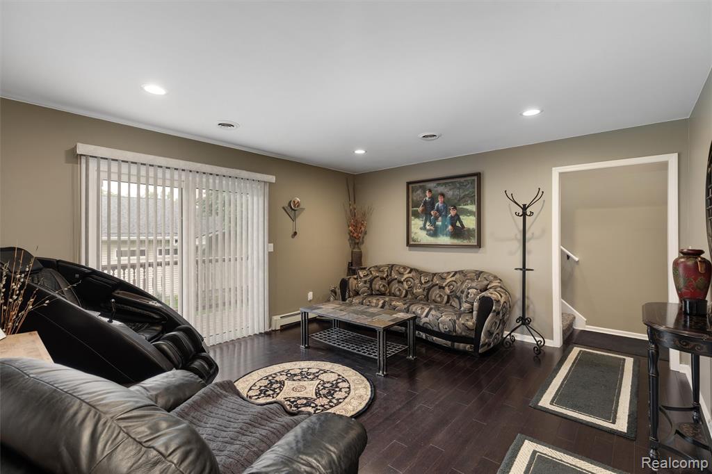 8950 Riverview, Pinckney, MI 48169 — Photo 17