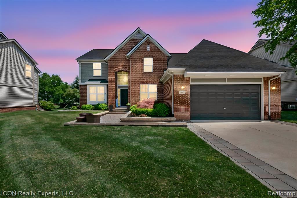 884 Grandview Drive, Commerce Twp, MI 48390 — front exterior