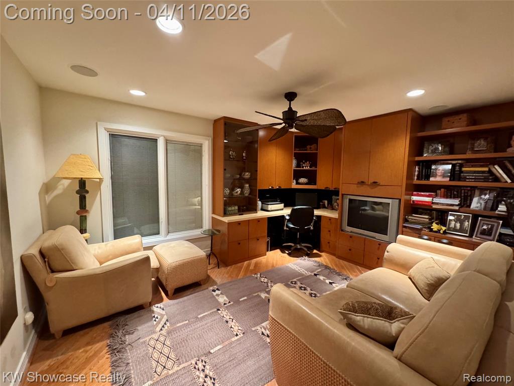 30604 Ramblewood Club Drive, Farmington, MI 48331 — Photo 23