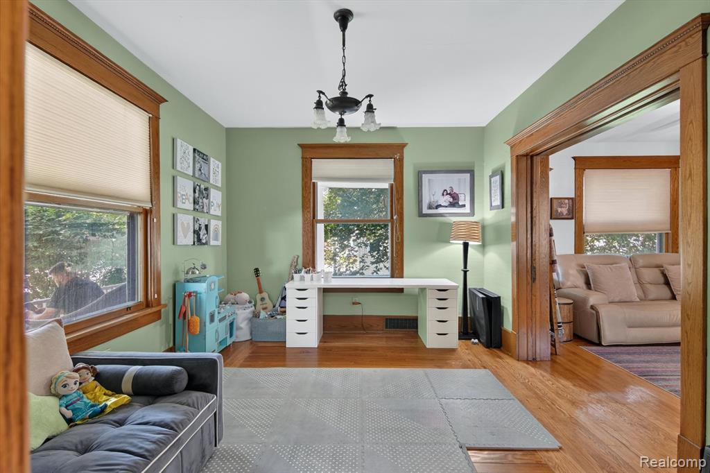 315 E Michigan Avenue, Saline, MI 48176 — Photo 9