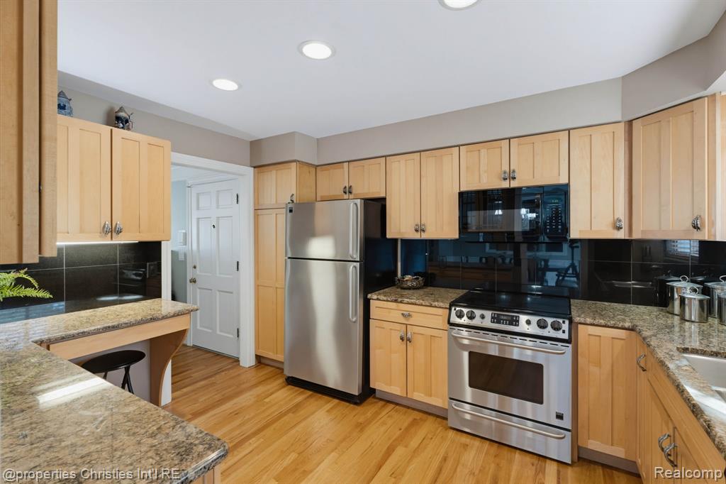 42472 Woodward Avenue, B1, Bloomfield Hills, MI 48304 — Photo 12