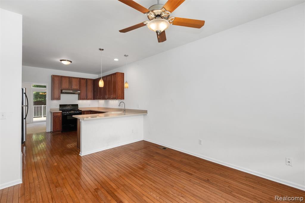 1341 Hollins Hall Lane, Troy, MI 48085 — Photo 2