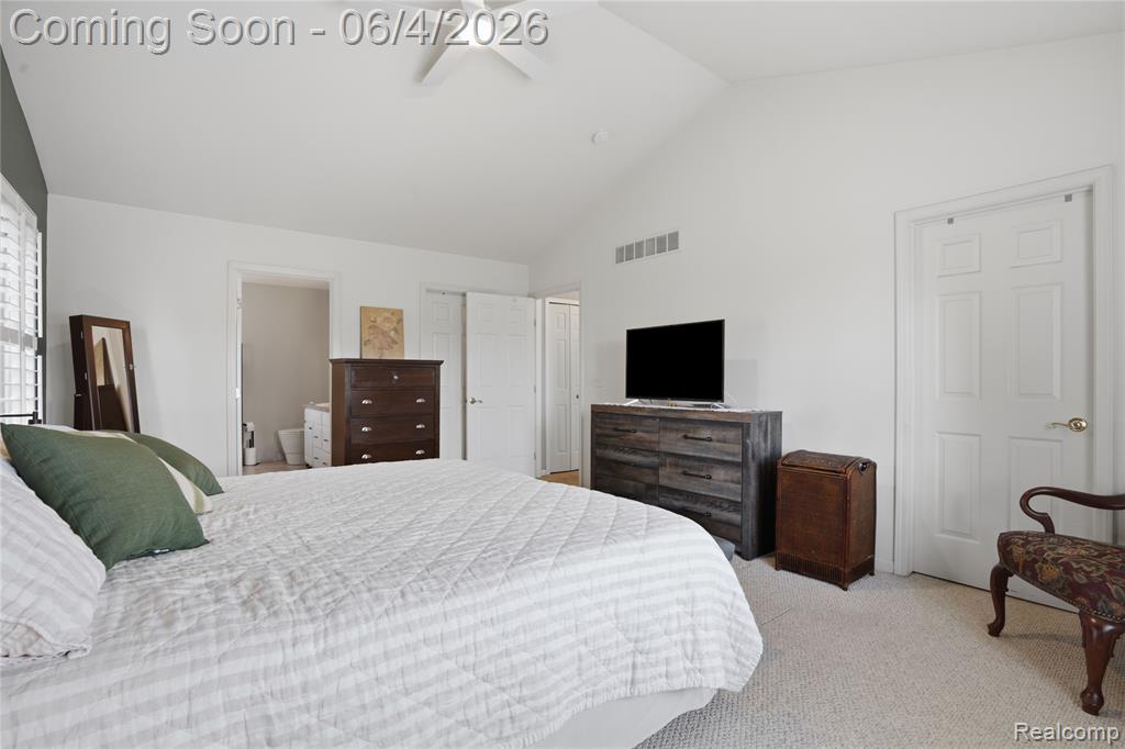 8605 Vista Court, Westland, MI — Photo 21
