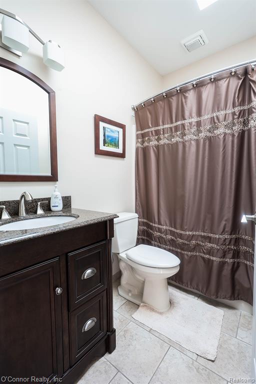 940 Covington Court, Marysville, MI 48040 — Photo 21