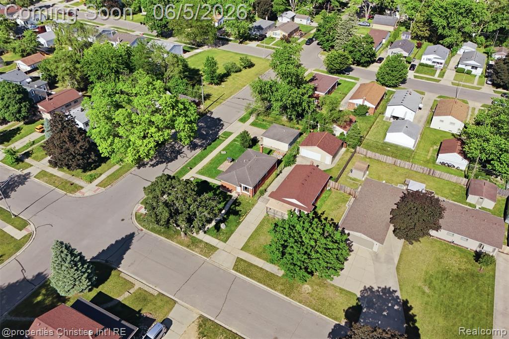 8982 Beatrice Street, Livonia, MI 48150 — Photo 36