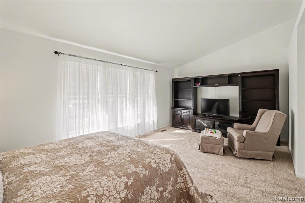 534 Dockside Circle, Holly, MI 48442 — Photo 15