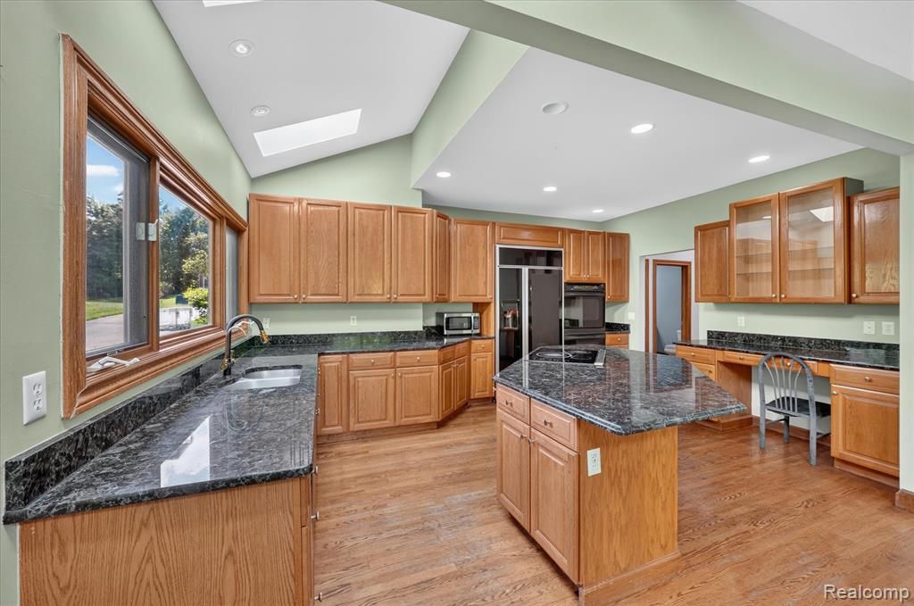 3187 Turnberry Drive, White Lake, MI 48383 — Photo 14